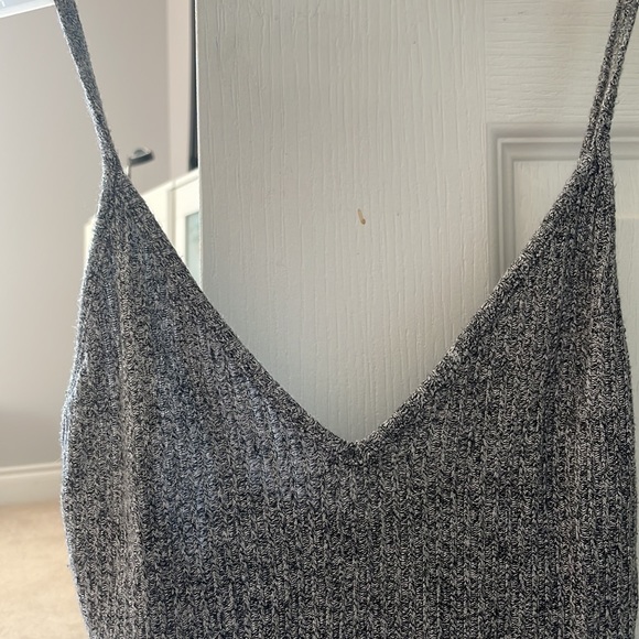 brandy Melville tank top - Picture 3 of 5